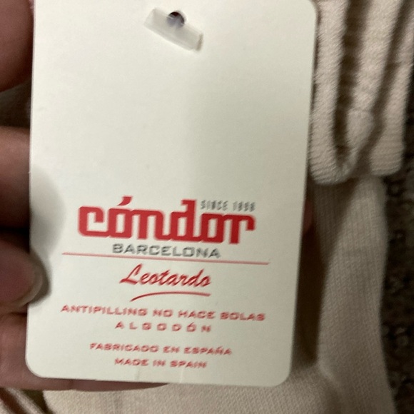 Cream and Pink Kawaii Animal Face Knee-High Socks - Picture 4 of 5